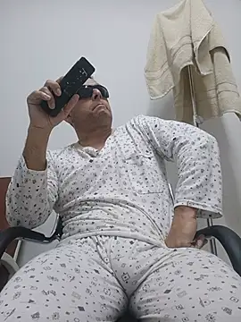 chicoguapo8 Live XXX Chat