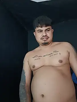 DickMasterfindom's Live XXX Chat