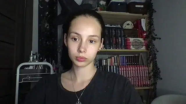 Yuna5343 Chat XXX in diretta