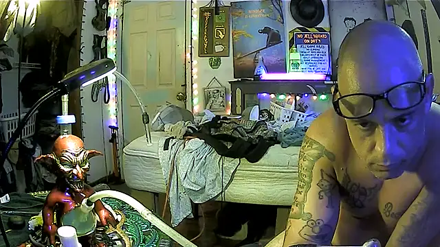 Buffshagswell's Live XXX Chat
