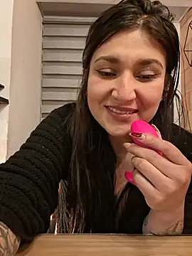 Magenta_Moon live XXX chat