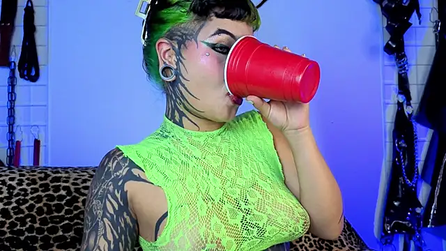 irregular_fetish_n Live XXX chat