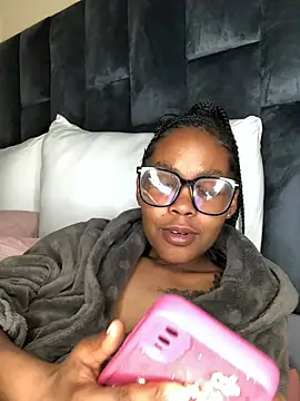 Chat +18 de Nicole-Liam- ao vivo