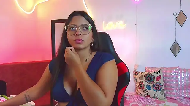 Megaan_Greey's Live XXX Chat