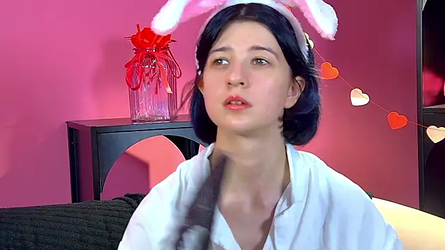 AnneAvelin Chat XXX in diretta