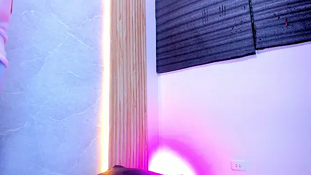 Wild_revenge18 Chat XXX live