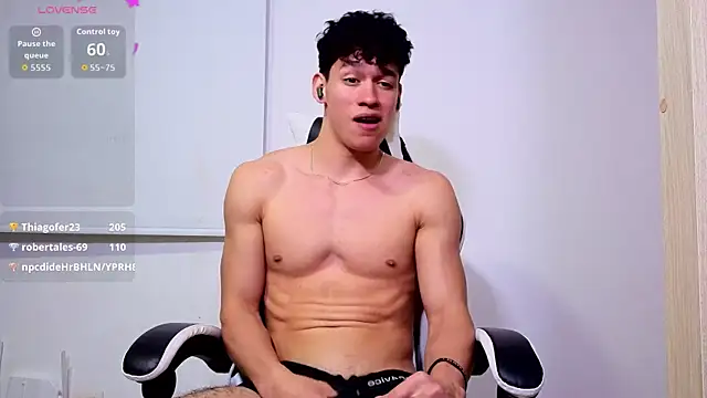 Онлайн чат XXX Luke_Muscle