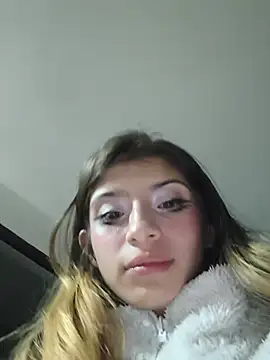 KratosAfroditacs Live XXX Chat