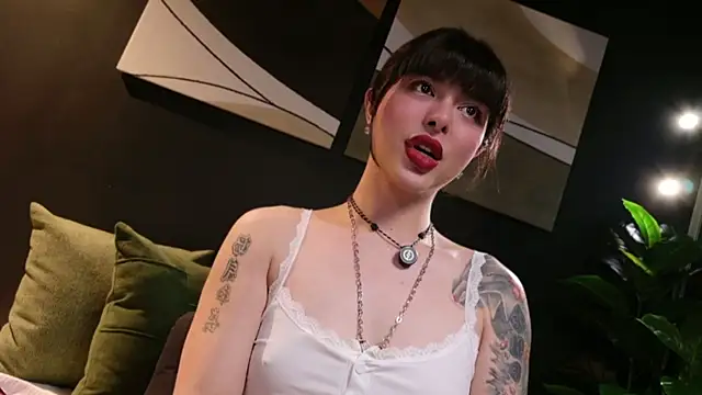 LetisiaRocks – Naživo XXX chat