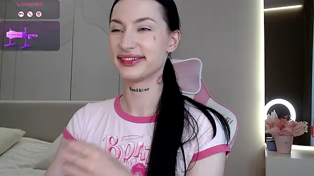 JenniferQueen11 XXX чат на живо
