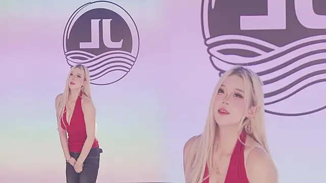 Sw-001's Live XXX Chat