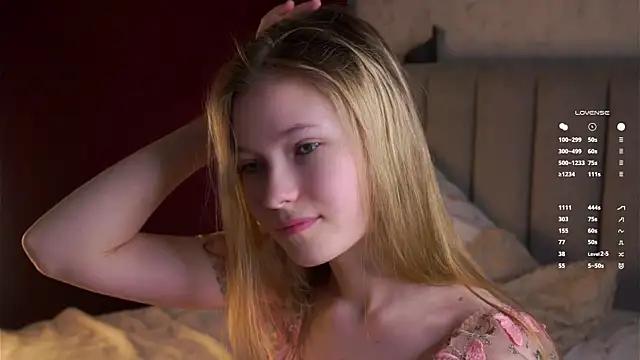 Chat XXX en directo de LynHillaire