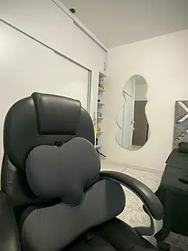 XXX chat uživo modela ValleryParker