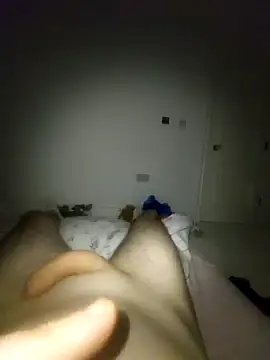 Pounder2026 Webcam-Show