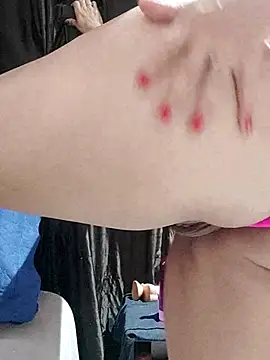 Barbara_Squirt_ 现场XXX聊天