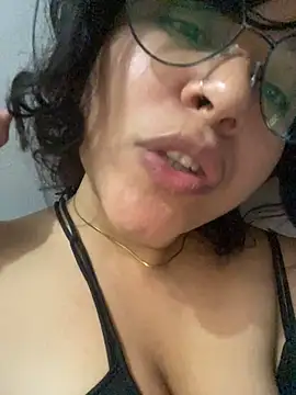 DaphneSky's Live XXX Chat