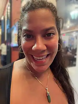 Chat +18 de Bigbuttbrooklynn ao vivo