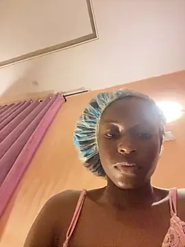 Chat +18 de SassyPaulette ao vivo