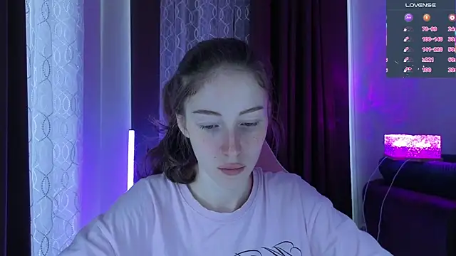 eskatmi's Live XXX Chat