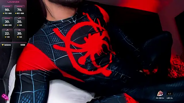 XXX chat uživo modela AdamLuna
