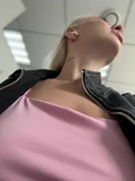 NewLalen Webbikameraesitys
