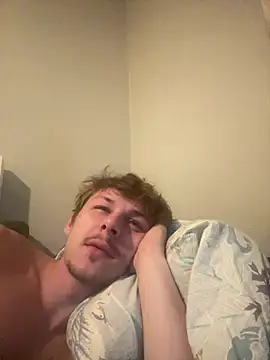 Lucas328706 现场XXX聊天