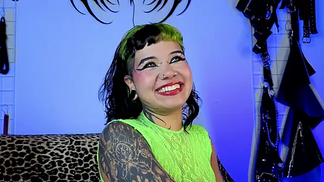 Chatroom XXX en direct de irregular_fetish_