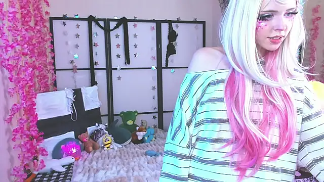 Živý XXX chat creamie_doll