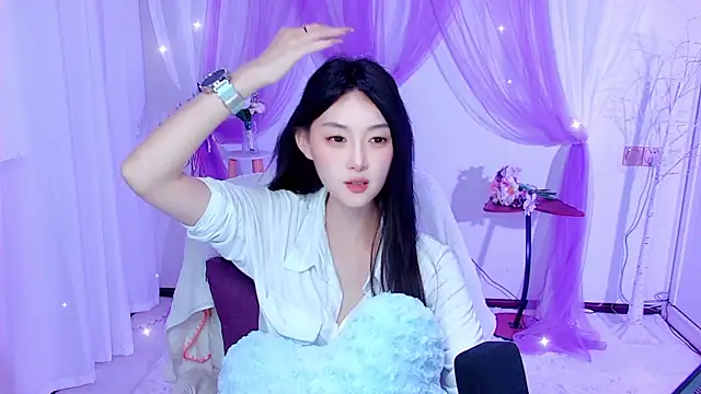 Tili_Lucky Adlı Modelin Canlı XXX Sohbeti