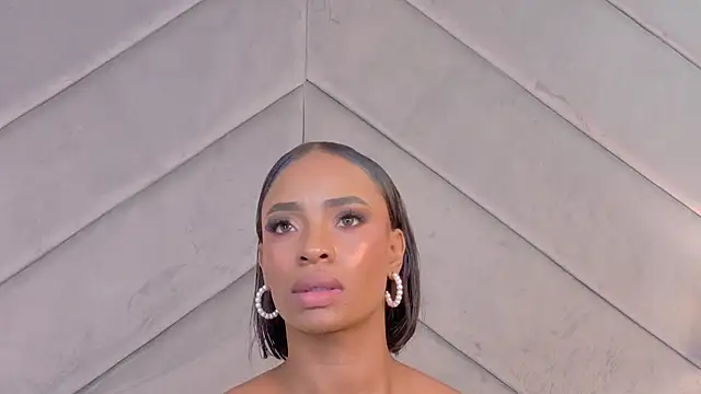 TylaGibs Chat XXX live