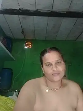 Shivani09900's Live XXX Chat