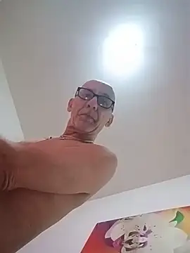 Toby2712 Live XXX Chat