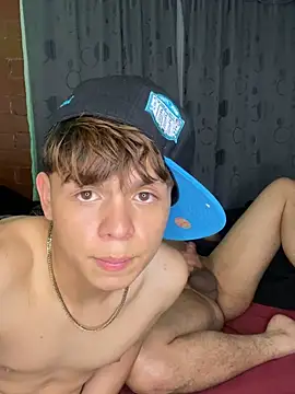jsjsandres élő XXX-chatje