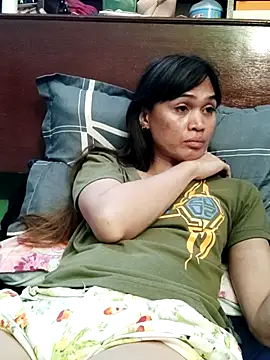 QueenSoreal's Live XXX Chat