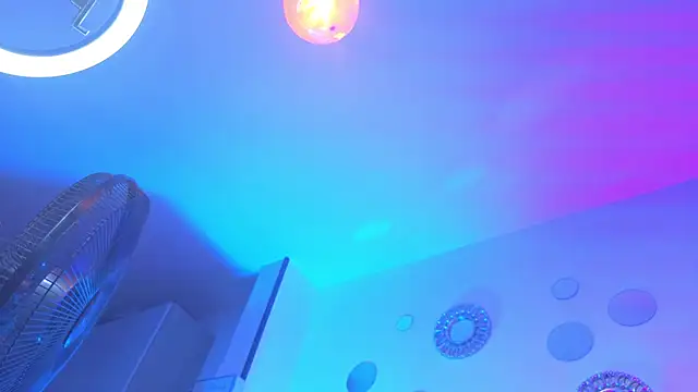 Chatroom XXX en direct de dominastef