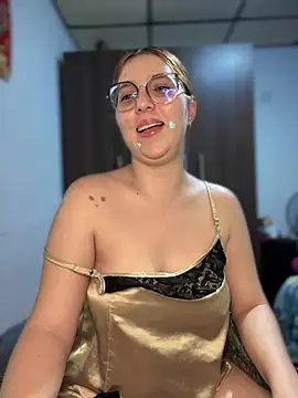 CoraVibes Chat XXX in diretta