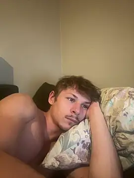 Lucas328706 现场XXX聊天