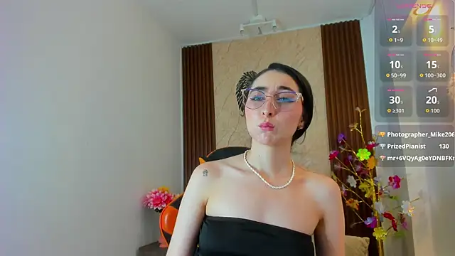 Ayla_min's Live XXX Chat
