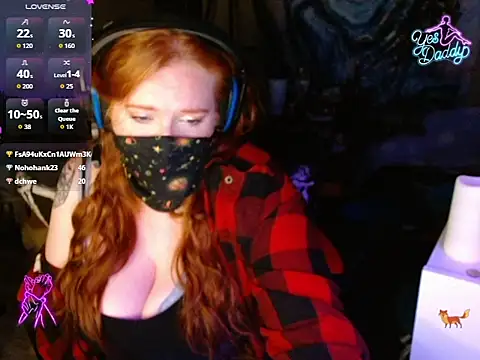 VibeFox live XXX chat