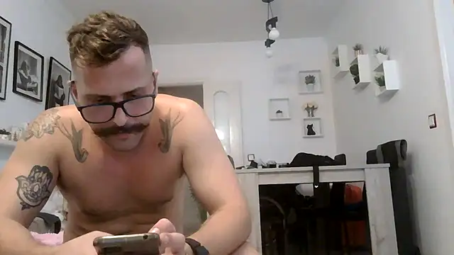 yanick931's Live XXX Chat