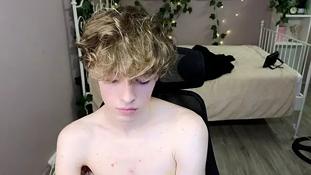 kevingarsiaa's Live XXX Chat