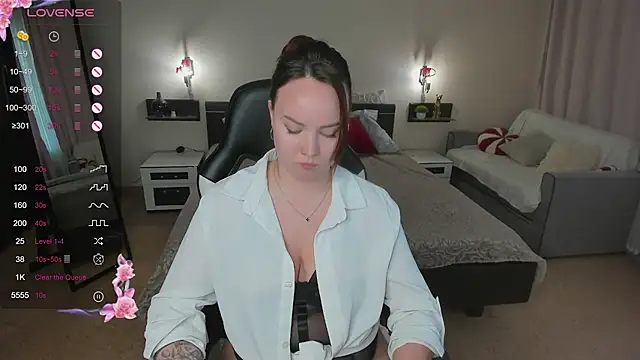 دردشة Fire_Emily_ الجنسية المباشرة
