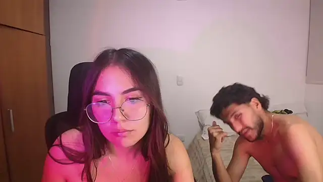 Chat XXX ao vivo de abbyyandmaxx
