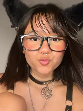ivi_sunny's Live XXX Chat
