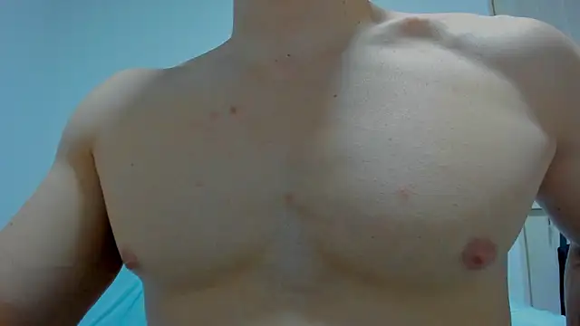 Rocky_MuscleのライブXXXチャット