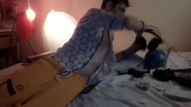 צ'אט XXX בשידור חי של MON_PETIT_CHAT