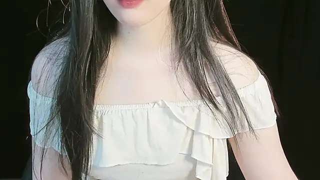 yourmysticalgirl Adlı Modelin Canlı XXX Sohbeti