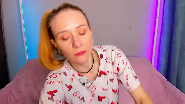 NikaBond Adlı Modelin Canlı XXX Sohbeti
