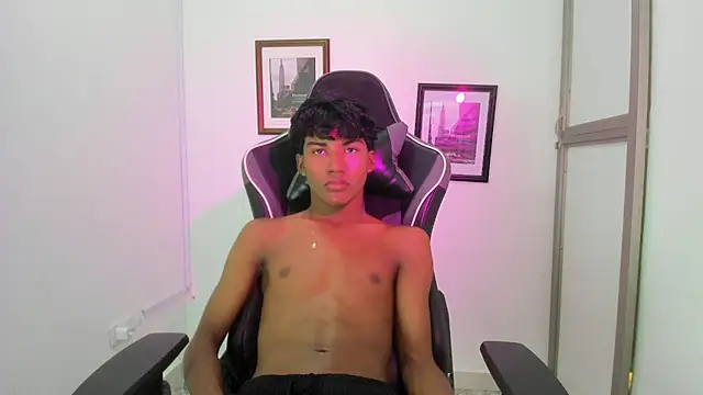 Chat +18 de jordan_cum18 ao vivo