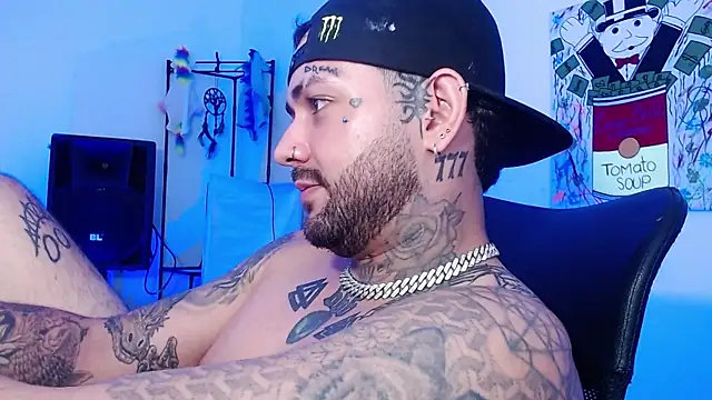 esteban_cloud Live XXX Chat